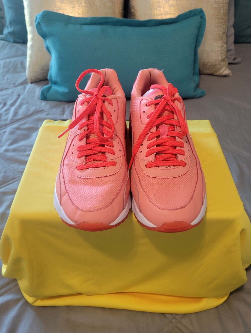 Nike Women's Coral Athletic Sneakers